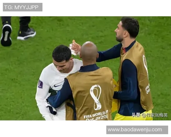 足球明星乘坐私人飞机失事引发全球关注与哀悼事件回顾